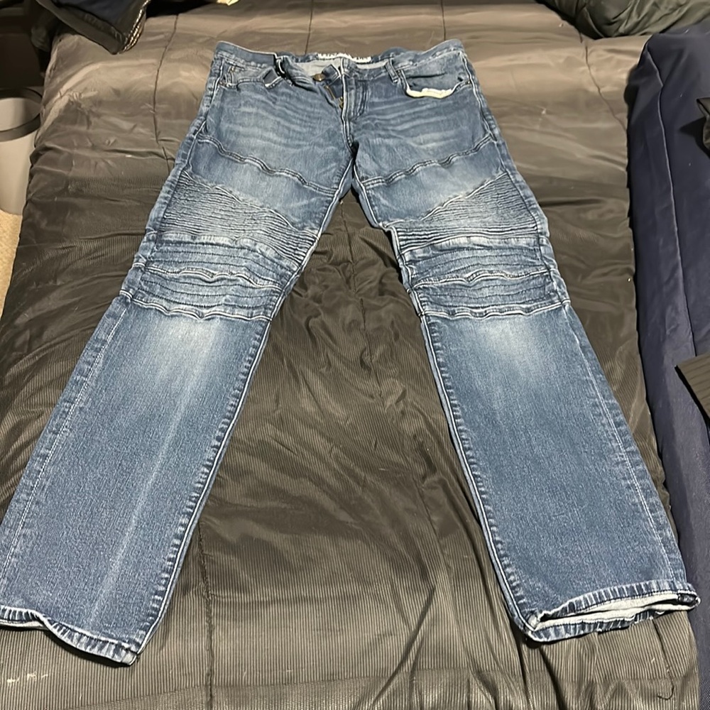 Men’s express jeans. Slim fit Rocco jeans size 32/34!